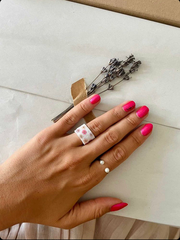 Korálkový prsten Flora