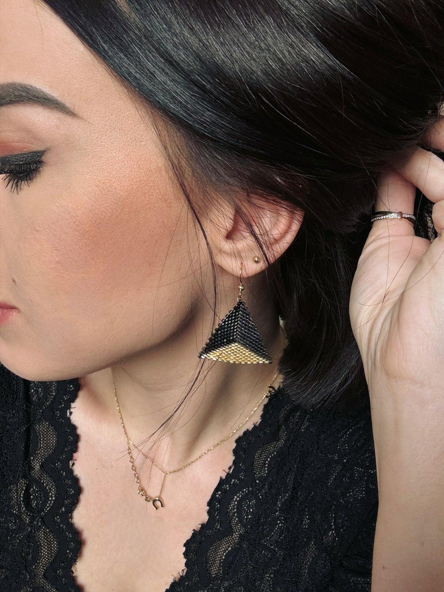 Náušnice hematitové trojúhelníky