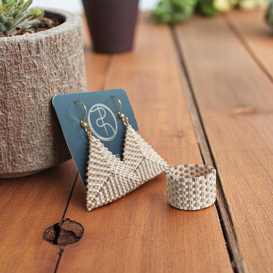 Náušnice zlatokrémové trojúhelníky