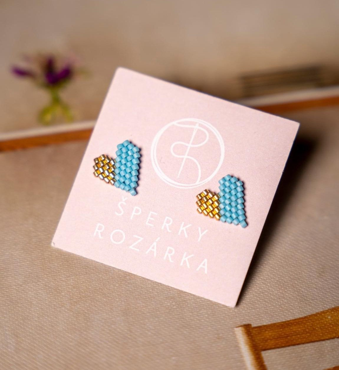 Náušnice puzetky - SRDÍČKA v různých barvách