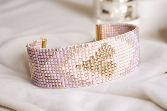 Tkaný náramek SRDCE