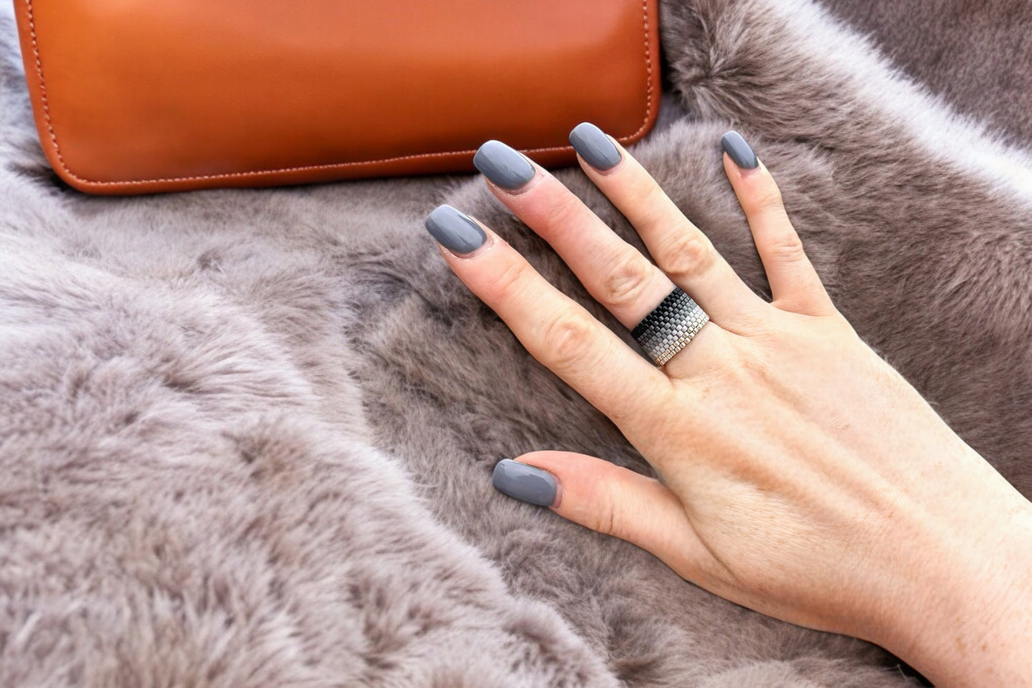 Korálkový prsten Stříbrný důl